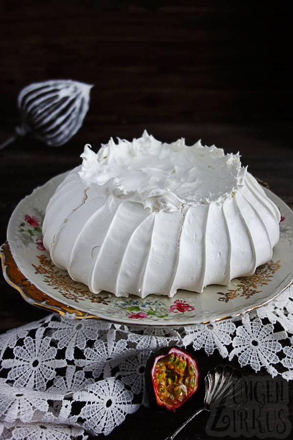 Pavlova Baisertorte