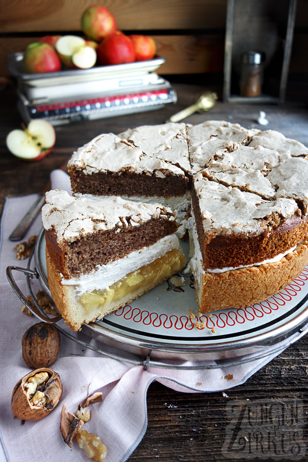 Gewürzkuchen mit Äpfel