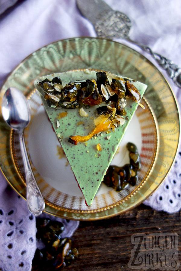 Kürbiskerntorte mit Kürbiskernmousse und Krokant - Zungenzirkus