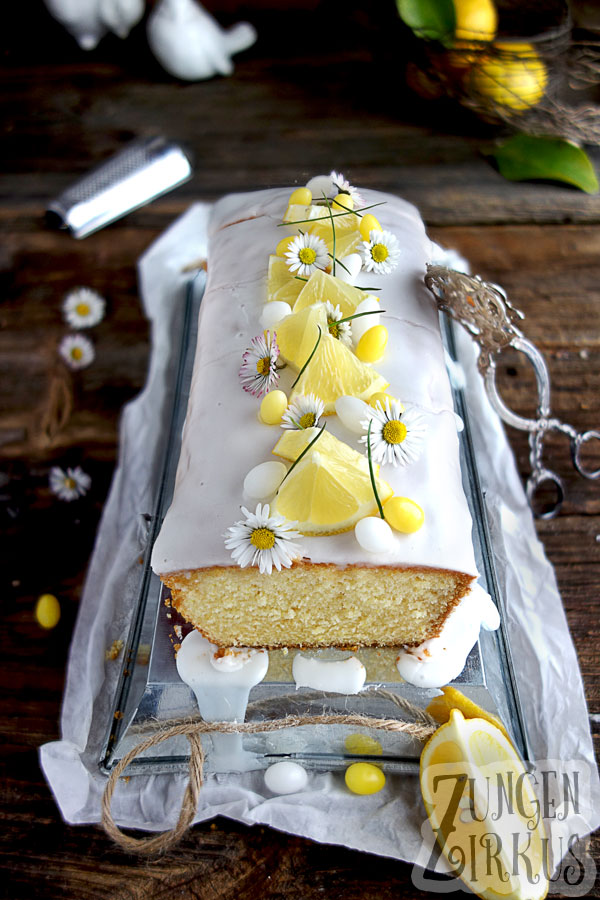 Saftiger Zitronenkuchen in Kastenform / Osterkuchen - Zungenzirkus