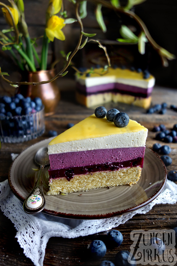 Heidelbeer-Schmandtorte für Ostern