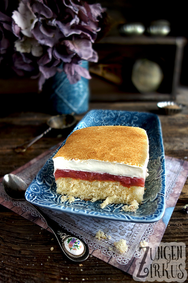 Rhabarber-Schnitten Fantakuchen mit Rhabarber