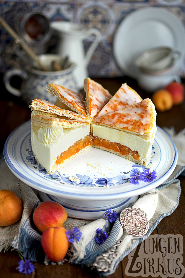 Holländische Kirschtorte aber mit Aprikosen