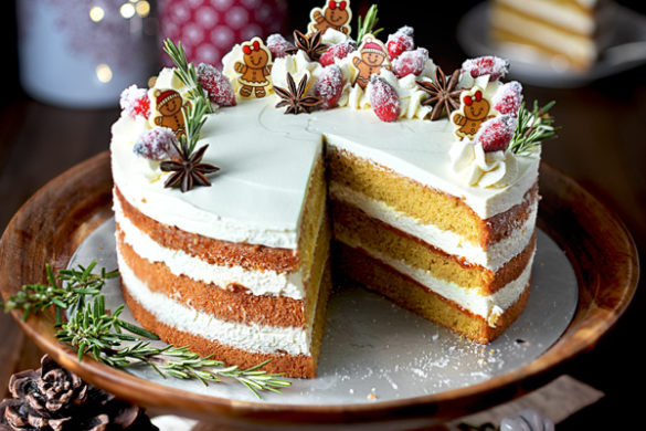 Pumpkin Spice Torte Weihnachtsstorte hübsch dekoriert