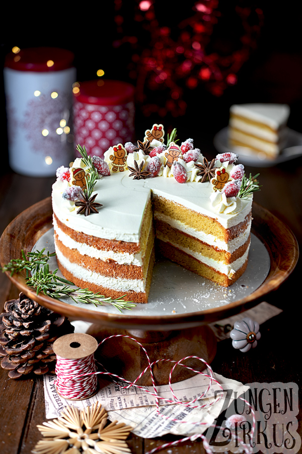 Pumpkin Spice Torte Weihnachtsstorte hübsch dekoriert